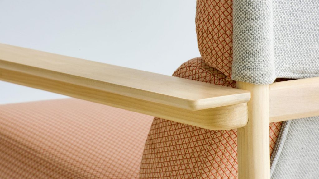 Bilgola_Cherry_Tulipwood_AHW_1258_carousel