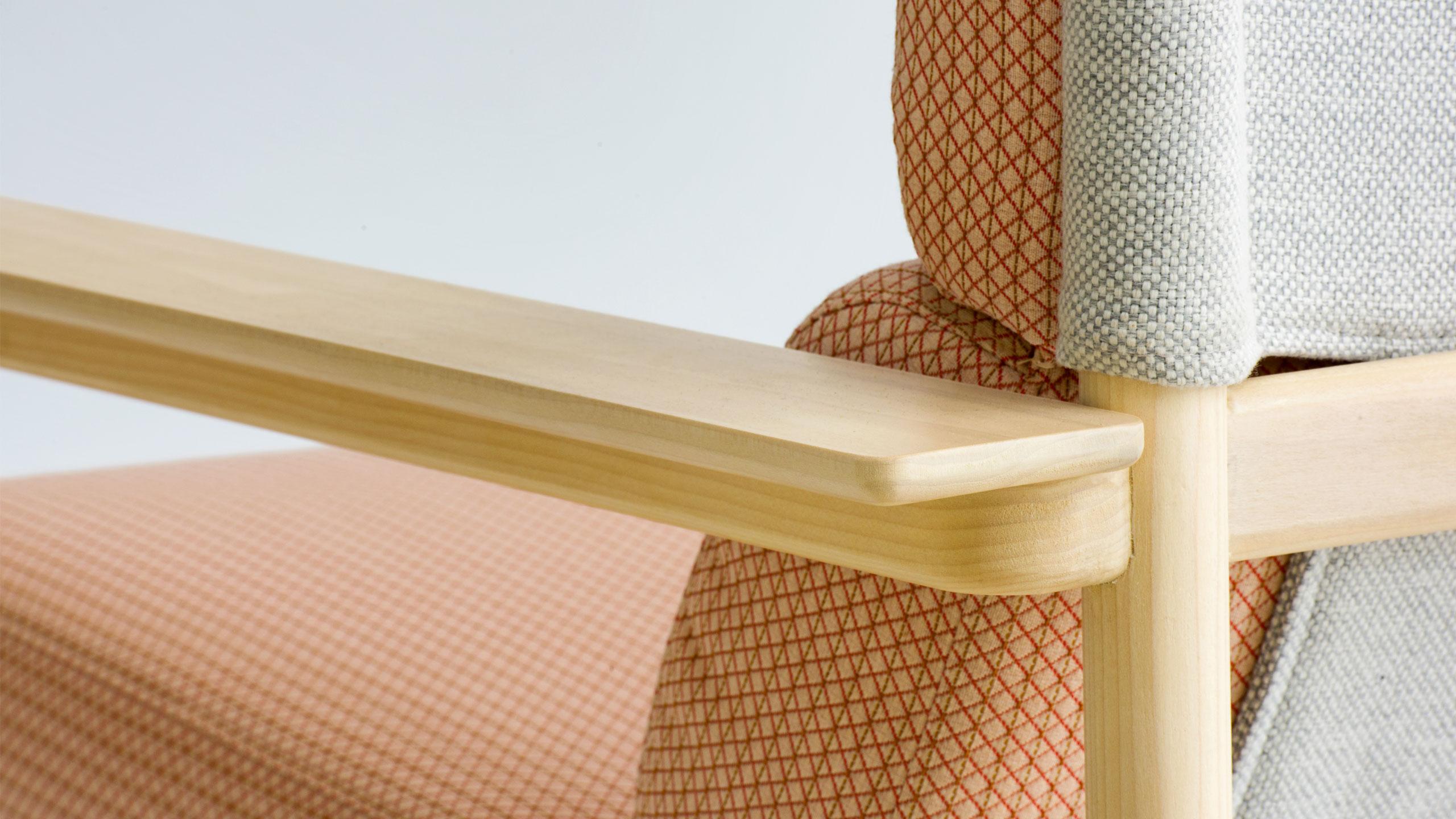 Bilgola_Cherry_Tulipwood_AHW_1258_carousel