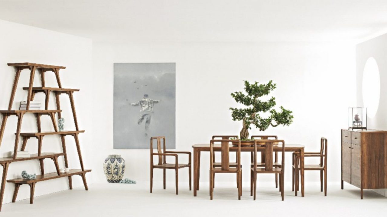 HOU ZHENGGUANG: REFLECTING ON THE WORLD – THROUGH SIMPLICITY AND HONESTY OF NATURAL WOOD